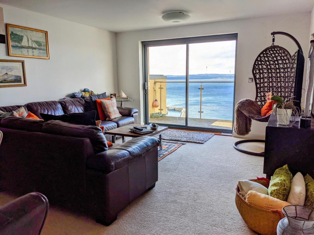 Panoramic Sea Views, Sleeps 4, Torquay Apartment Exterior photo