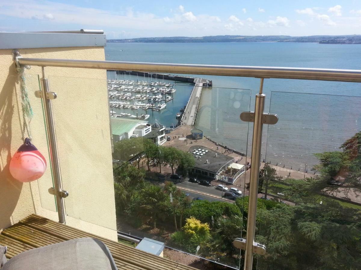 Panoramic Sea Views, Sleeps 4, Torquay Apartment Exterior photo
